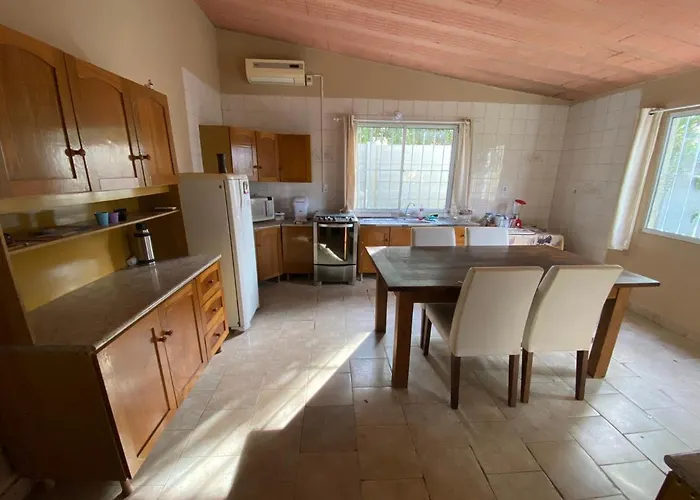 Casa agradável com lareira